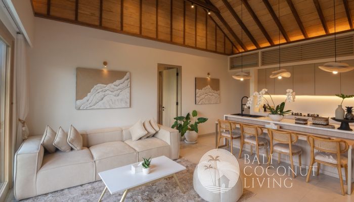 Forest Bloom Villa 2 Slider