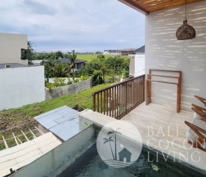 The Green Apartment 13