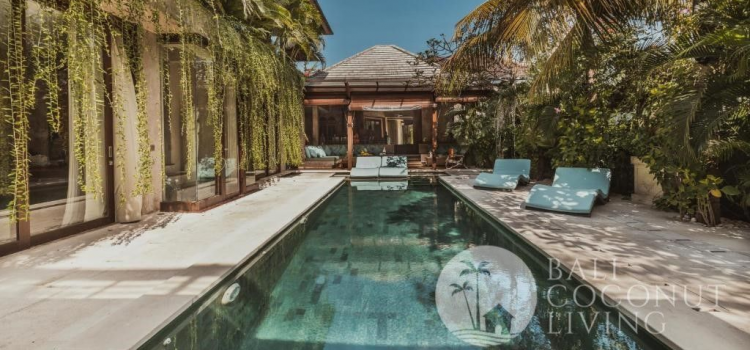 Indulge in Endless Ocean Views with Beachfront Villa Bali