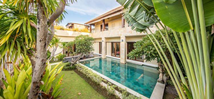 Guide to Canggu: Activities, Villa Rentals, and More!