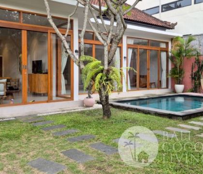 Villa Adya