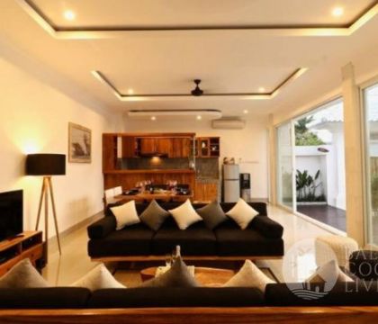 Villa Sharp 2