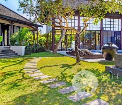 Blue Bay Villa