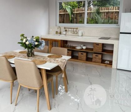 White Love Villa