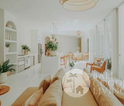 Villa Supernova