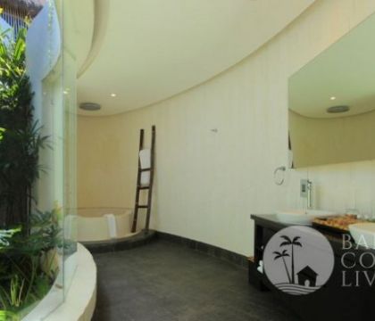 Villa Globe 3