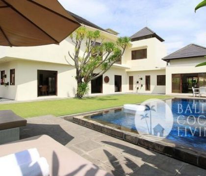Villa Komang