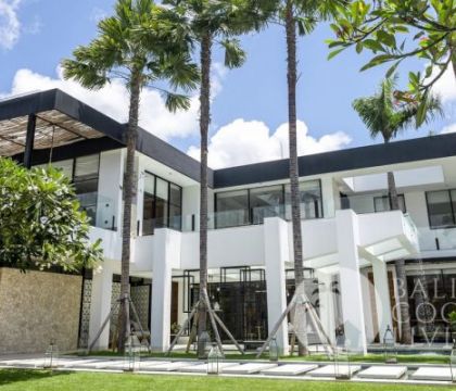 Garden State Villa