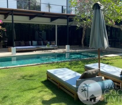 Dazzle Villa 