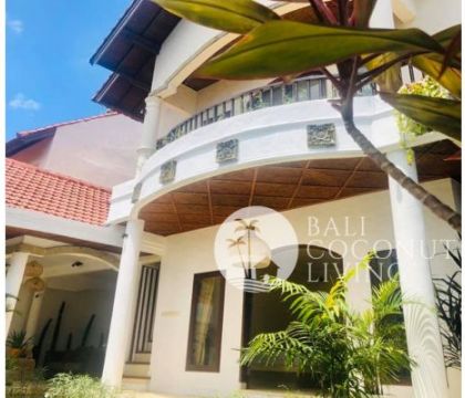 Villa Amiri