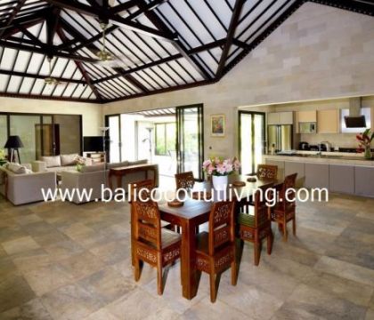 Villa Nigella