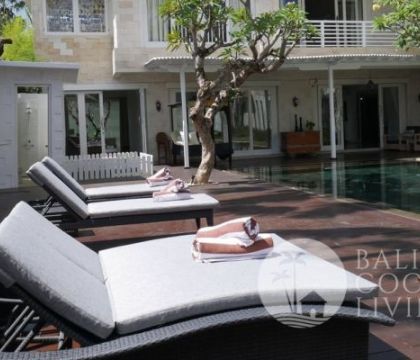 The Morning Rise Villa