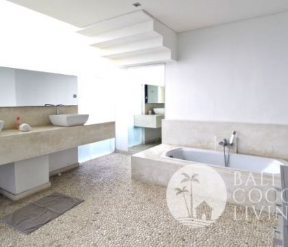 Gong Villa