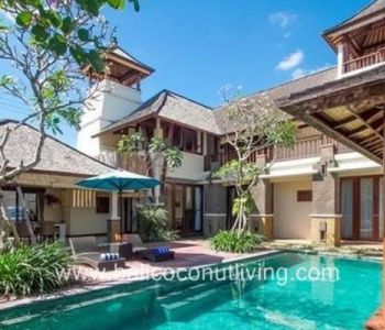 Villa Nelayan