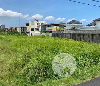 For rent, 4 Are land