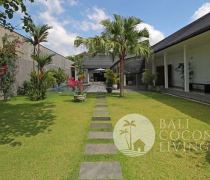 Villa Sunari