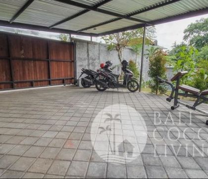 La Familia House