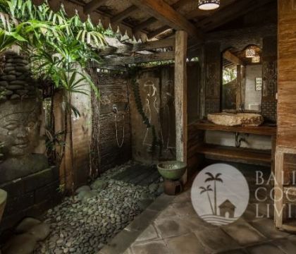 The Vintage House