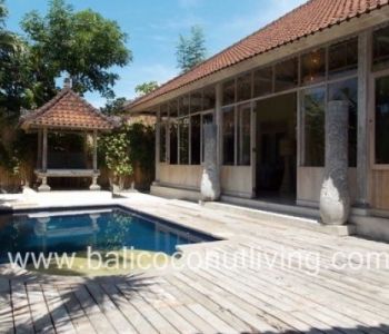 Villa Kayu