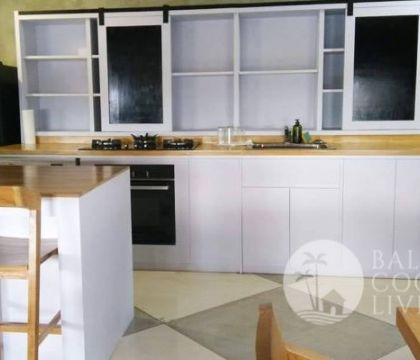 Cara Apartment 8