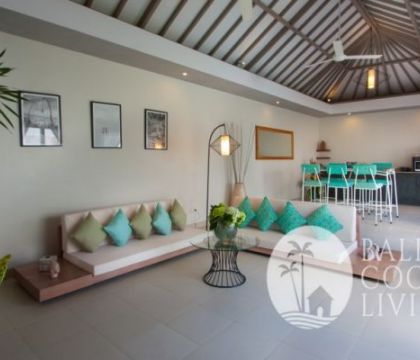 Blue Villa