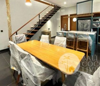 Villa Lovette SOLD