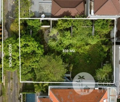 LAND FOR SALE LEASEHOLD 350 SQM  IN FAMOUS BERAWA AREA