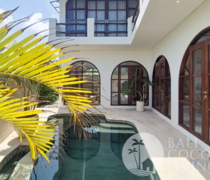 Villa Adat 2