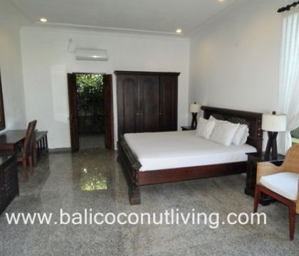 Villa Kiss 2