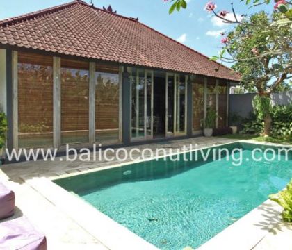 Villa Indah Merah