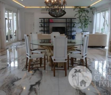 The Morning Rise Villa