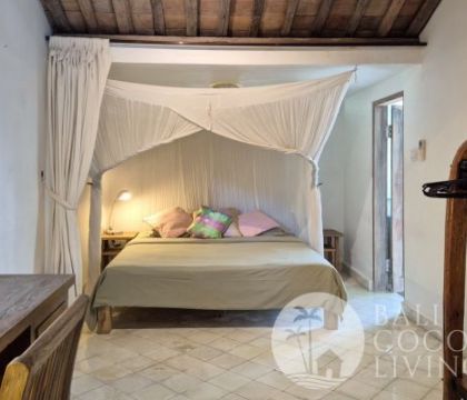 The Anyar Villa