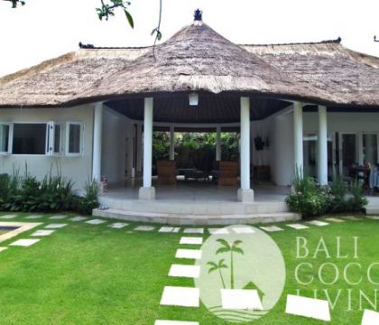 Villa Dakota