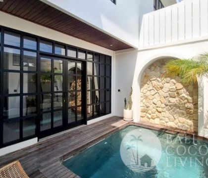 Villa Adena 3