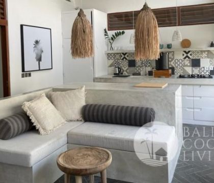 Villa Hitam Manis 4