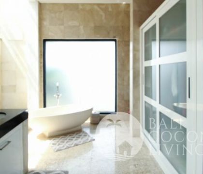One Residence 5