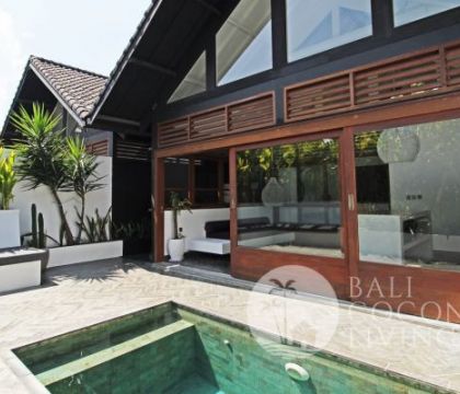 Villa Hitam Manis 2