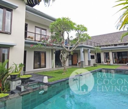 Villa Sembilan