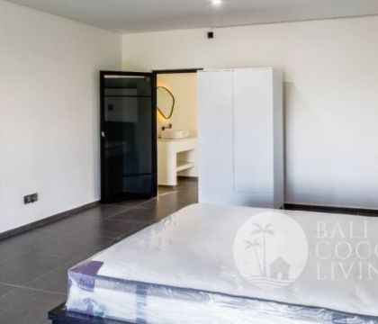 Akina Apartment