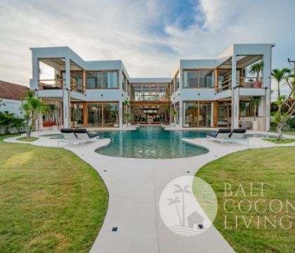 Casa White 