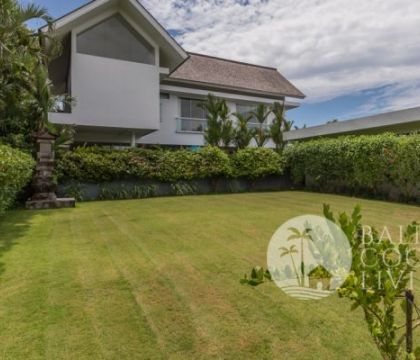Villa Pine Tree