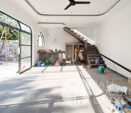 Villa Monday 2