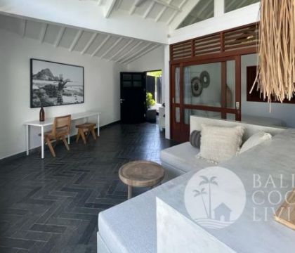 Villa Hitam Manis 4