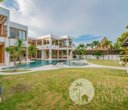 Casa White 