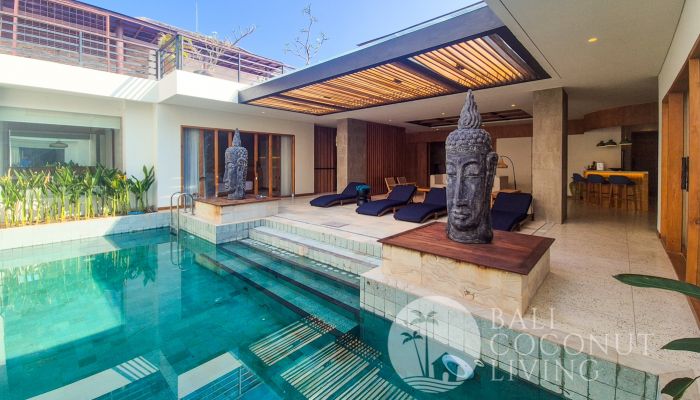 Villa Nandea 1 Slider