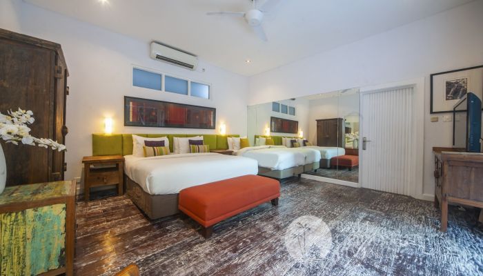 Villa Davina Slider